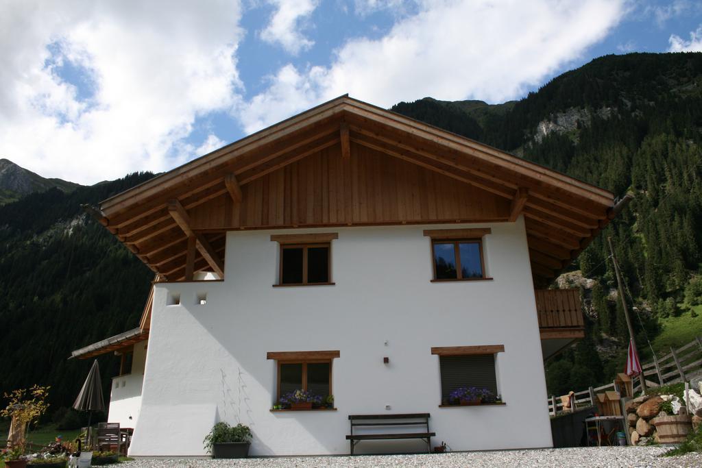 Ferienhaus "Larch Soge" Apartamento Racines Exterior foto