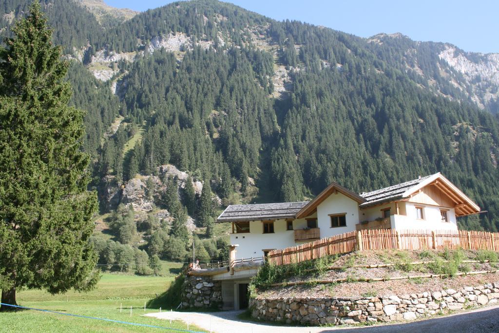 Ferienhaus "Larch Soge" Apartamento Racines Exterior foto